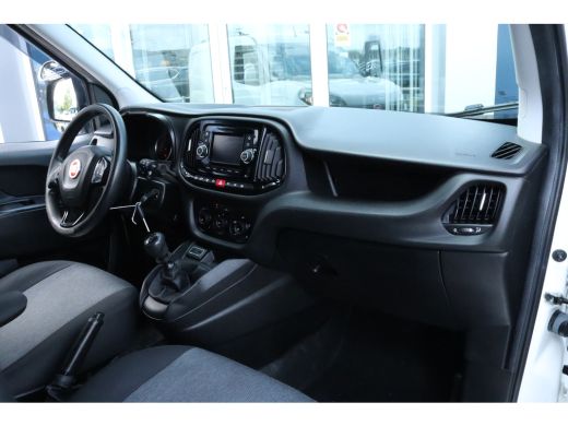 Fiat Doblò 1.6 MJ L2H1 Maxi SX | Cruise Control | Navi | Trekhaak | Sensoren | Bullbar | Sidebars | Airco ActivLease financial lease