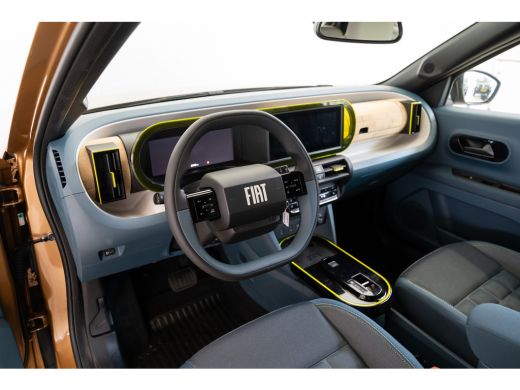 Fiat Panda La Prima 11 kW 44 kWh | Camera | Stoel & Stuurverwarming | Verwarmd voorraam | Navigatie | Parkee... ActivLease financial lease