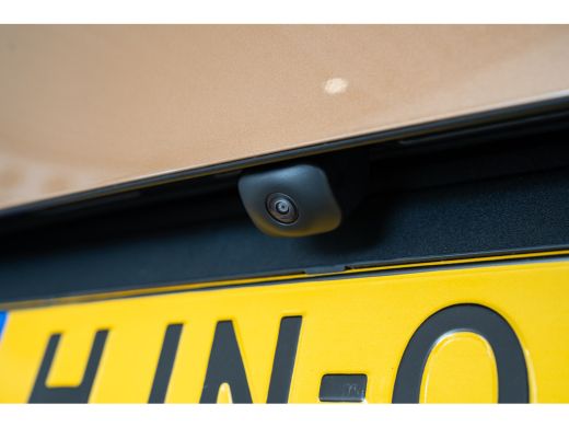 Fiat Panda La Prima 11 kW 44 kWh | Camera | Stoel & Stuurverwarming | Verwarmd voorraam | Navigatie | Parkee... ActivLease financial lease