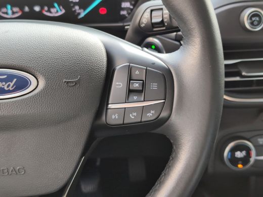 Ford Focus 1.0 EcoBoost Active | Trekhaak | Cruise Control | Climate Control | Cruise Control ActivLease financial lease