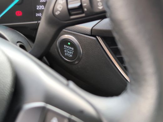 Ford Focus 1.0 EcoBoost Active | Trekhaak | Cruise Control | Climate Control | Cruise Control ActivLease financial lease