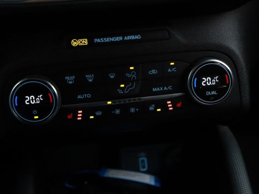 Ford Focus 1.0 EcoBoost Hybrid Active X Business | Trekhaak | Camera | Winterpakket | Apple Carplay/Android ... ActivLease financial lease