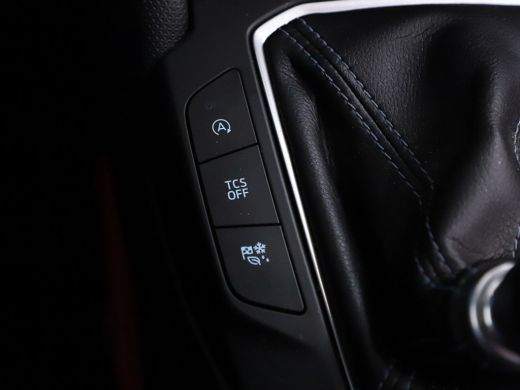 Ford Focus 1.0 EcoBoost Hybrid Active X Business | Trekhaak | Camera | Winterpakket | Apple Carplay/Android ... ActivLease financial lease