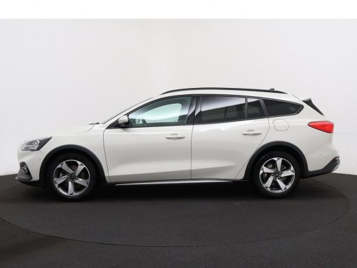 Ford Focus 1.0 EcoBoost Hybrid Active X Business | Trekhaak | Camera | Winterpakket | Apple Carplay/Android ... ActivLease financial lease