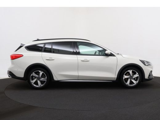 Ford Focus 1.0 EcoBoost Hybrid Active X Business | Trekhaak | Camera | Winterpakket | Apple Carplay/Android ... ActivLease financial lease