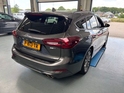 Ford Focus 1.0 EcoBoost Hybrid ST Line Style | Winterpakket | Navigatie | Camera | Apple Carplay/Android Aut... ActivLease financial lease