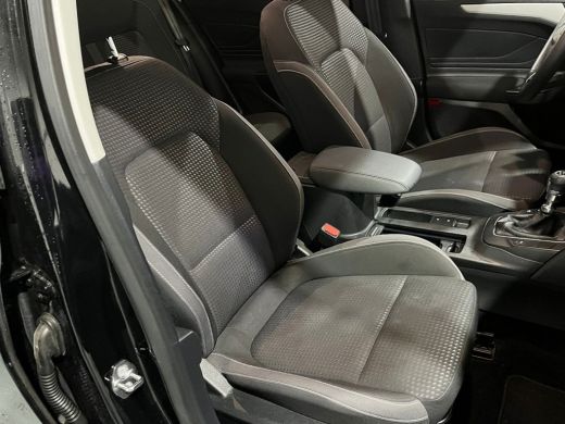 Ford Focus 1.0 EcoBoost Trend Edition Business | Stoel/stuur/voorruit verwarming | Achteruitrijcamera | Appl... ActivLease financial lease