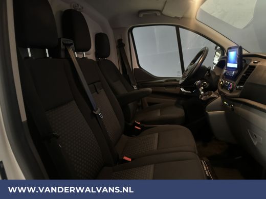 Ford Transit Custom 2.0 TDCI 130pk L2H1 Euro6 Airco | 2800kg Trekhaak | Imperiaal | Camera | Navigatie | LED | Cruise... ActivLease financial lease