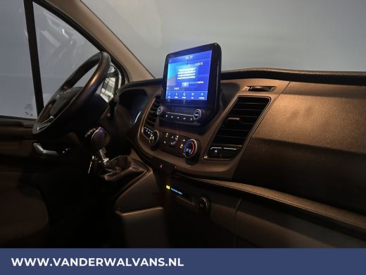 Ford Transit Custom 2.0 TDCI 130pk L2H1 Euro6 Airco | 2800kg Trekhaak | Imperiaal | Camera | Navigatie | LED | Cruise... ActivLease financial lease