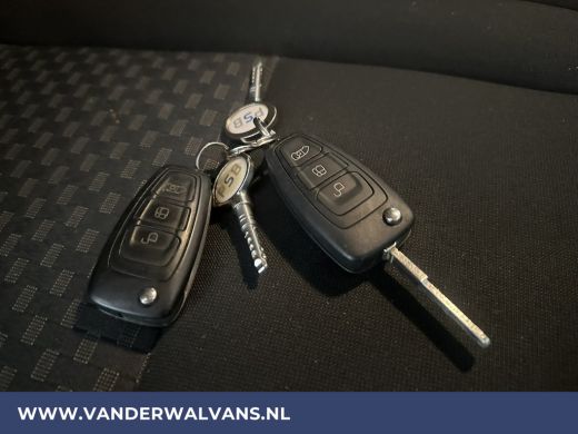Ford Transit Custom 2.0 TDCI 130pk L2H1 Euro6 Airco | 2800kg Trekhaak | Imperiaal | Camera | Navigatie | LED | Cruise... ActivLease financial lease