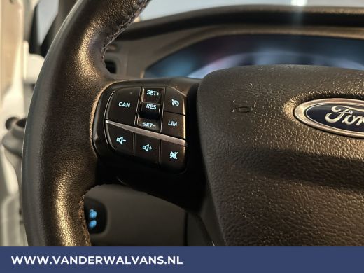Ford Transit Custom 2.0 TDCI 130pk L2H1 Euro6 Airco | 2800kg Trekhaak | Imperiaal | Camera | Navigatie | LED | Cruise... ActivLease financial lease