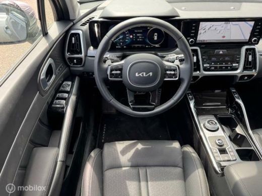 Kia Sorento 1.6T 267pk PHEV 4WD Automaat ExlusiveLine 7pers.Panorama dak , Trekhaak afneembaar , 55 km volled... ActivLease financial lease