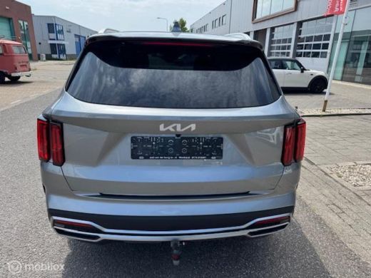 Kia Sorento 1.6T 267pk PHEV 4WD Automaat ExlusiveLine 7pers.Panorama dak , Trekhaak afneembaar , 55 km volled... ActivLease financial lease