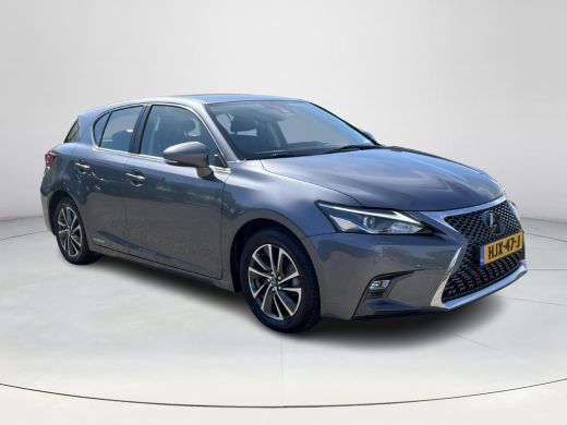 Lexus CT 200h Ultimate Edition | Lederen bekleding | Stoelverwarming | Grootbeeld navigatie ActivLease financial lease