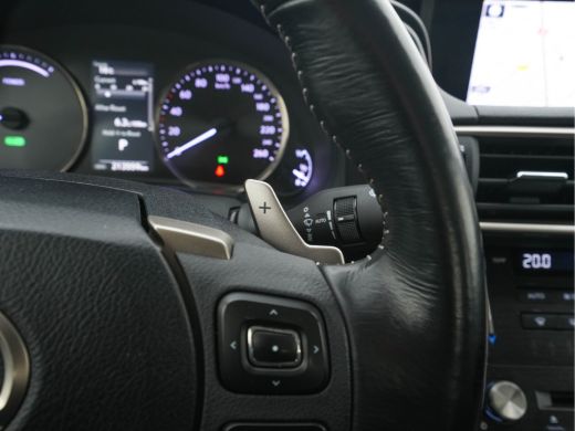 Lexus IS 300h Hybrid Business Line Aut. *NAVI-FULLMAP | FULL-LED | LEATHER-MICROFIBRE | CAMERA | SHIFT-PAD... ActivLease financial lease