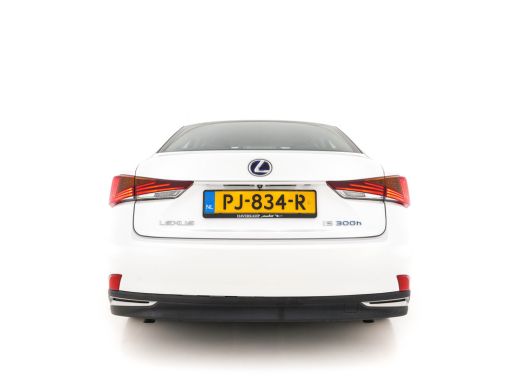 Lexus IS 300h Hybrid Business Line Aut. *NAVI-FULLMAP | FULL-LED | LEATHER-MICROFIBRE | CAMERA | SHIFT-PAD... ActivLease financial lease
