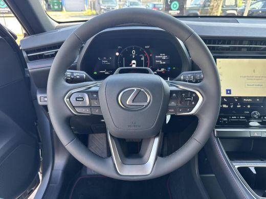 Lexus LBX Elegant 2WD | 06-10141018 Voor meer informatie ActivLease financial lease