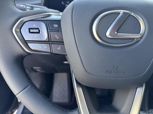 Lexus LBX Elegant 2WD | 06-10141018 Voor meer informatie ActivLease financial lease