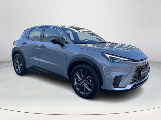 Lexus LBX Elegant 2WD | 06-10141018 Voor meer informatie ActivLease financial lease