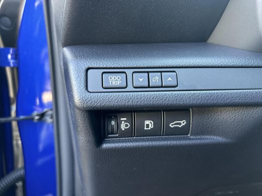 Lexus LBX Emotion 2WD | 06-10141018 Voor meer informatie ActivLease financial lease