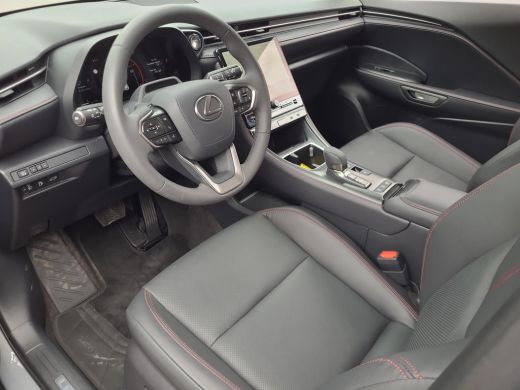 Lexus LBX Emotion - Tech Pack 2WD | Elektr. klep | Apple CarPlay | Blindspot | Rijklaarprijs incl. garantie | ActivLease financial lease