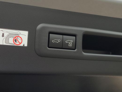 Lexus LBX Emotion - Tech Pack 2WD | Elektr. klep | Apple CarPlay | Blindspot | Rijklaarprijs incl. garantie | ActivLease financial lease