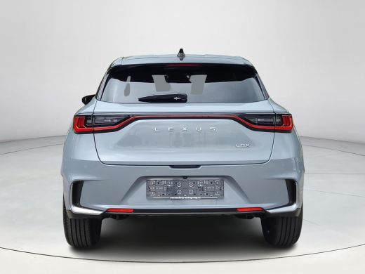 Lexus LBX Emotion - Tech Pack 2WD | Elektr. klep | Apple CarPlay | Blindspot | Rijklaarprijs incl. garantie | ActivLease financial lease