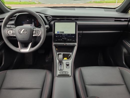 Lexus LBX Emotion - Tech Pack 2WD | Elektr. klep | Apple CarPlay | Blindspot | Rijklaarprijs incl. garantie | ActivLease financial lease