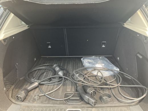 Lynk & Co 01 1.5 262PK PHEV Caplay 360°Cam Stoellverw. Pano.dak Plug-in ActivLease financial lease