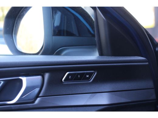 Lynk & Co 01 1.5 | Achteruitrij assistent | Cruise control adaptief met Stop&Go en stuurhulp | Dodehoek detectie ActivLease financial lease