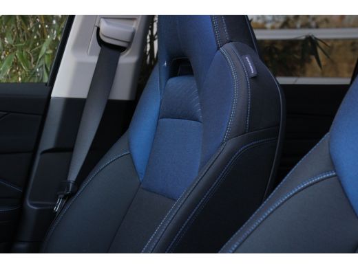 Lynk & Co 01 1.5 | Achteruitrij assistent | Cruise control adaptief met Stop&Go en stuurhulp | Dodehoek detectie ActivLease financial lease