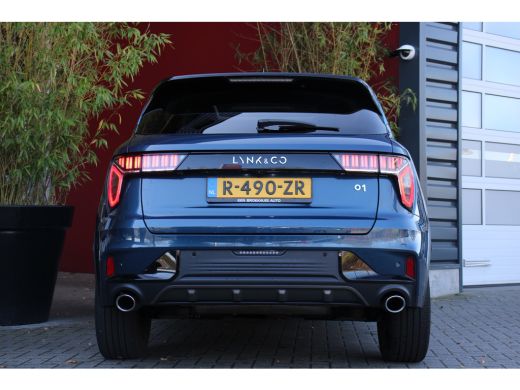 Lynk & Co 01 1.5 | Achteruitrij assistent | Cruise control adaptief met Stop&Go en stuurhulp | Dodehoek detectie ActivLease financial lease