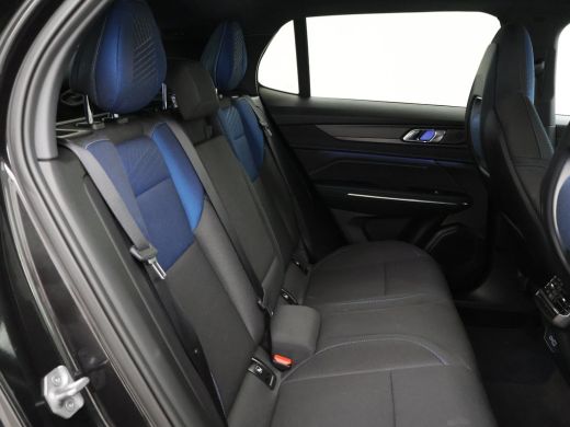 Lynk & Co 01 1.5 + INFINITY | SCHUIFDAK | 20 INCH | SFEERVERLICHTING | ADAPTIVE CRUISE | 360 CAMERA ActivLease financial lease