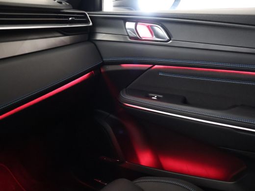 Lynk & Co 01 1.5 + INFINITY | SCHUIFDAK | 20 INCH | SFEERVERLICHTING | ADAPTIVE CRUISE | 360 CAMERA ActivLease financial lease