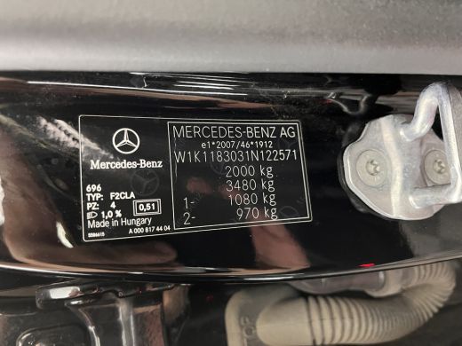 Mercedes-Benz CLA 180 d Business Solution AMG Aut. *PANO | WIDE-SCREEN-COCKPIT | FULL-LED | AMBIENT-LIGHT | LEATHER... ActivLease financial lease