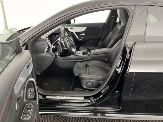 Mercedes-Benz CLA 180 d Business Solution AMG Aut. *PANO | WIDE-SCREEN-COCKPIT | FULL-LED | AMBIENT-LIGHT | LEATHER... ActivLease financial lease