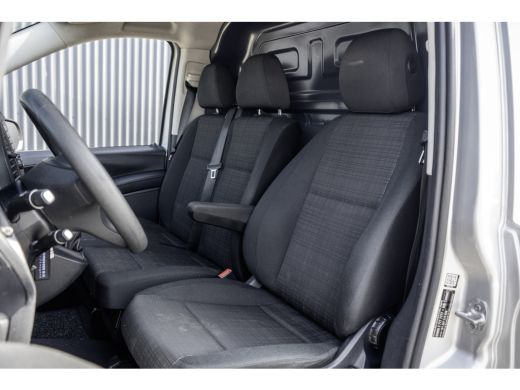 Mercedes-Benz Vito 114 CDI | L2H1 | 140 PK | Camera | Navi | Airco | Cruise | Euro 6 ActivLease financial lease