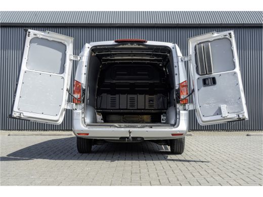 Mercedes-Benz Vito 114 CDI | L2H1 | 140 PK | Camera | Navi | Airco | Cruise | Euro 6 ActivLease financial lease