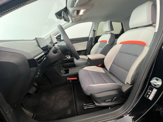 MG 4 Luxury 6 kWh | Achteruitrijcamera | Cruise control adaptief | Dodehoek detectie ActivLease financial lease