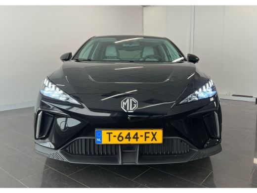 MG 4 Luxury 6 kWh | Achteruitrijcamera | Cruise control adaptief | Dodehoek detectie ActivLease financial lease