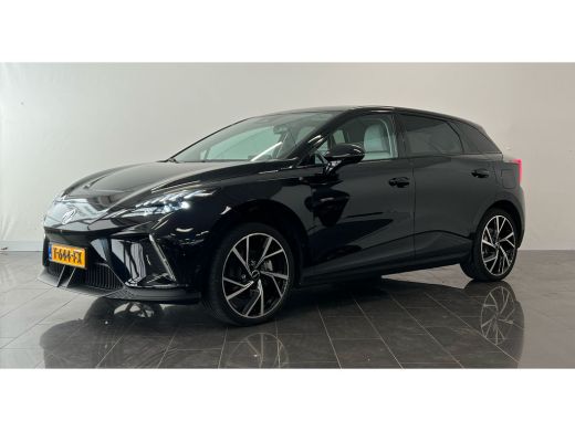 MG 4 Luxury 6 kWh | Achteruitrijcamera | Cruise control adaptief | Dodehoek detectie ActivLease financial lease