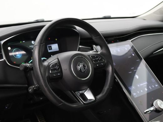 MG Marvel R LUXURY 70 kWh *BTW* + STOELVENTILATIE / 360 CAMERA / ADAPTIVE CRUISE / PANORAMA ActivLease financial lease