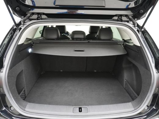 MG MG5 Long Range Luxury 61 kWh COMPLETE AUTO | LONG RANGE!! | MG GARANTIE T/M 5-2030 ActivLease financial lease