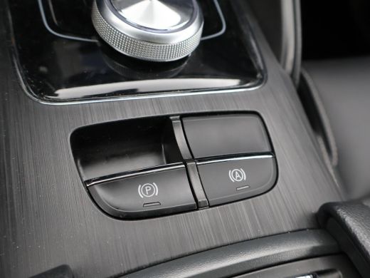 MG ZS-EV EV 45 kWh LUXURY + PANORAMA / LEDER MG ZS EV 45 kWh LUXURY + PANORAMA / LEDER / ADAPTIVE CRUISE /... ActivLease financial lease