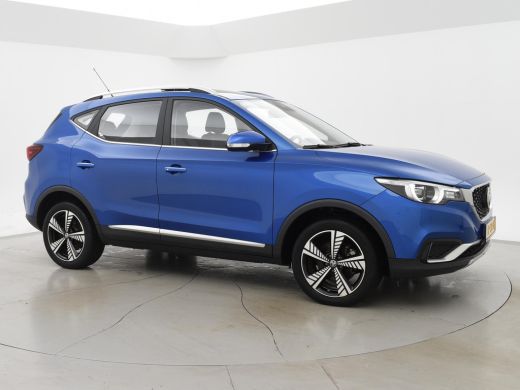 MG ZS-EV EV 45 kWh LUXURY + PANORAMA / LEDER MG ZS EV 45 kWh LUXURY + PANORAMA / LEDER / ADAPTIVE CRUISE /... ActivLease financial lease