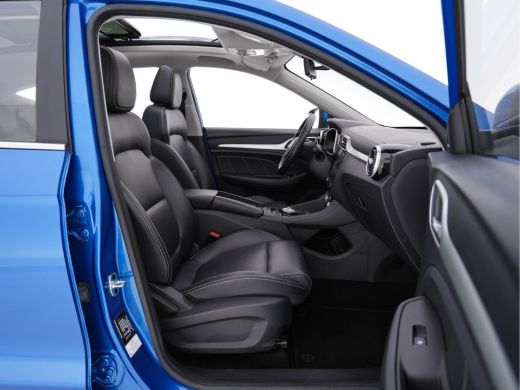 MG ZS-EV EV Luxury 45 kWh (INCL-BTW) *PANO | FULL-LEATHER | CCS-FASTLOADER | KEYLESS | NAVI-FULLMAP | ADAP... ActivLease financial lease