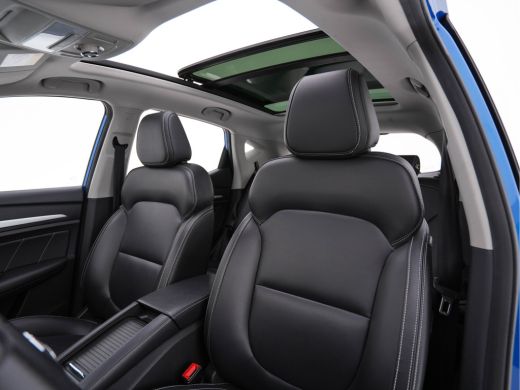 MG ZS-EV EV Luxury 45 kWh (INCL-BTW) *PANO | FULL-LEATHER | CCS-FASTLOADER | KEYLESS | NAVI-FULLMAP | ADAP... ActivLease financial lease