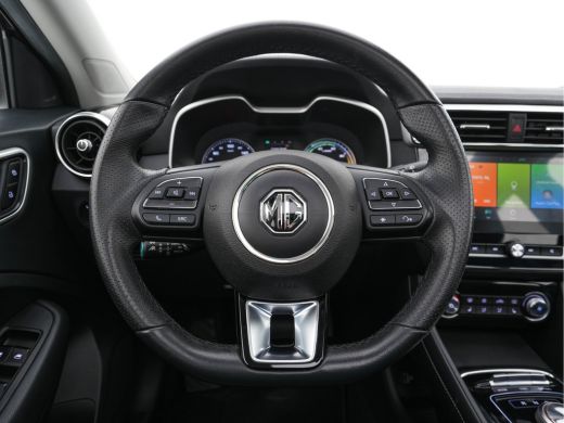 MG ZS-EV EV Luxury 45 kWh (INCL-BTW) *PANO | FULL-LEATHER | CCS-FASTLOADER | KEYLESS | NAVI-FULLMAP | ADAP... ActivLease financial lease