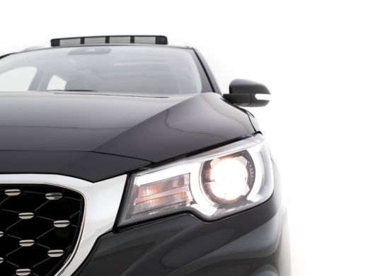 MG ZS-EV EV Luxury 45 kWh (INCL-BTW) *PANO | FULL-LEATHER | CCS-FASTLOADER | KEYLESS | NAVI-FULLMAP | ADAP... ActivLease financial lease
