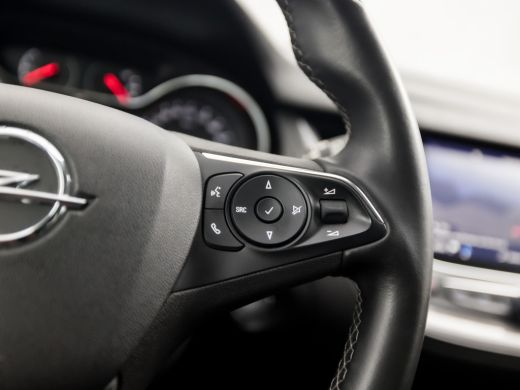 Opel Grandland X 1.2 Turbo Executive Sport Automaat (APPLE CARPLAY, GROOT NAVI, CLIMATE, LED KOPLAMPEN, LEDER, KEY... ActivLease financial lease